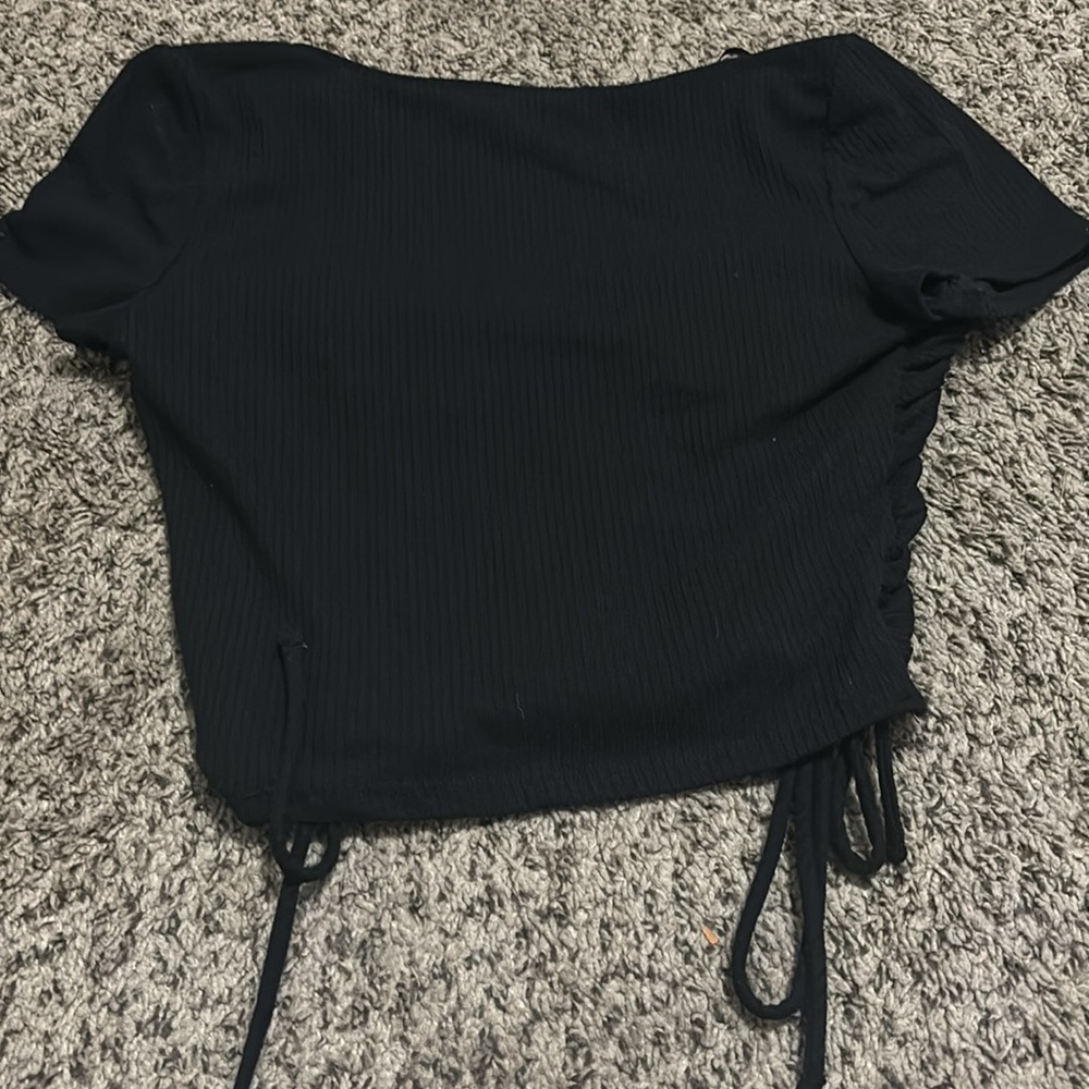 Black Ruched Crop Top - Picture 2 of 3